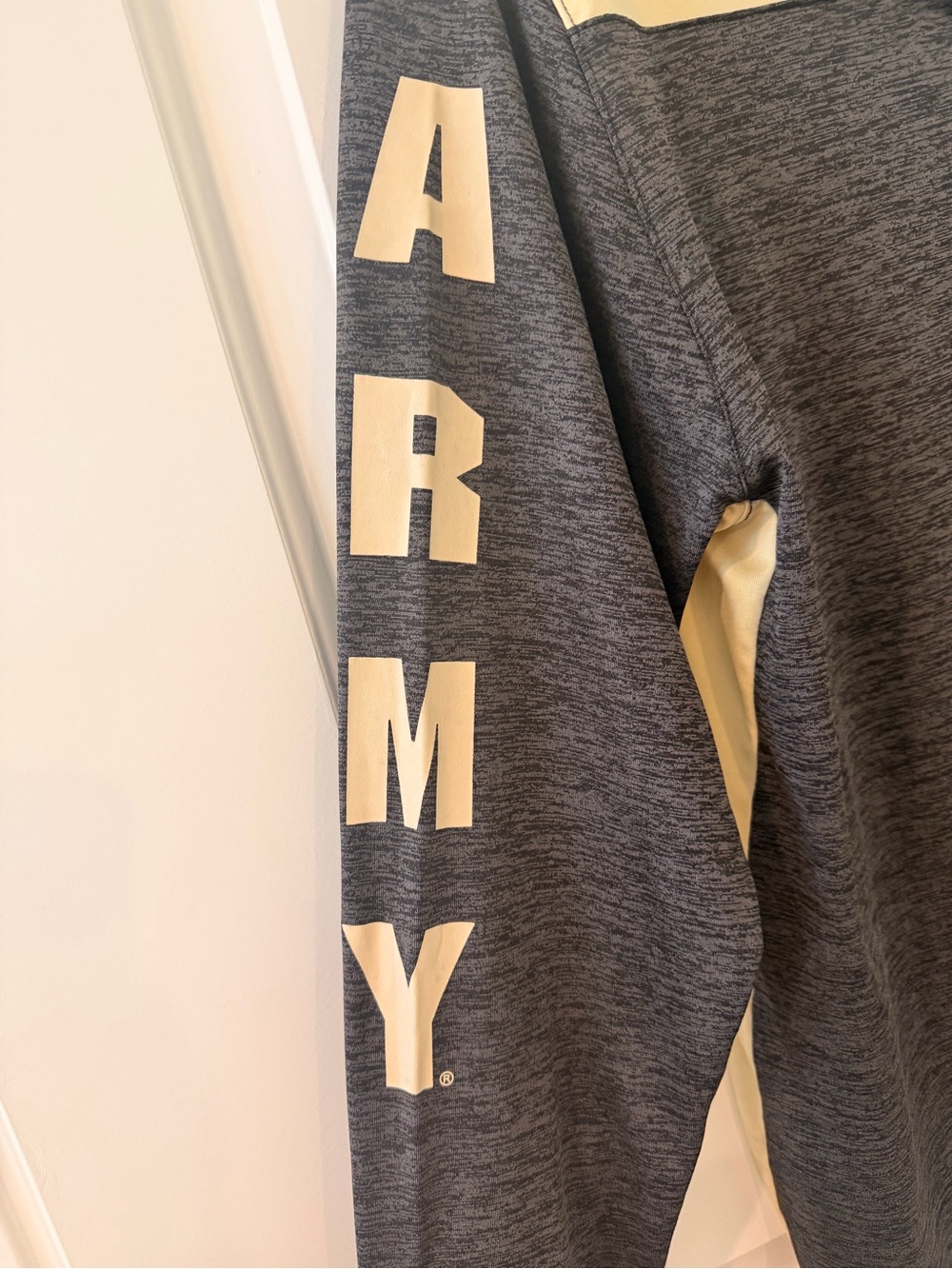 Colosseum Army West Point Black Knights Youth XL 20 1/4 Zip Hooded Pullover - Picture 4 of 7